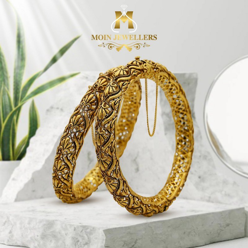 New Look for Gold Bracelet Design