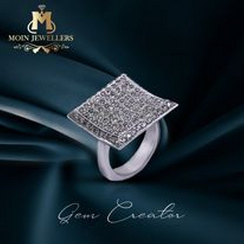 Contemporary Diamond Ring Design