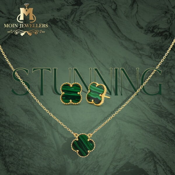 Gold Locket Design 003